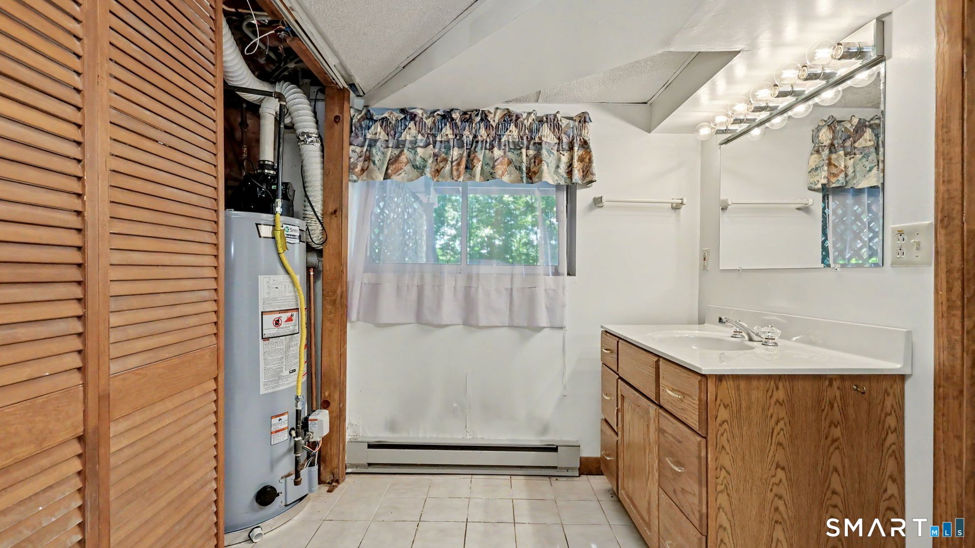 144 Maple Street Seymour CT 06483
