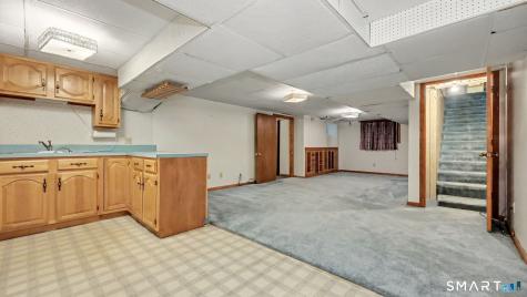 144 Maple Street Seymour CT 06483