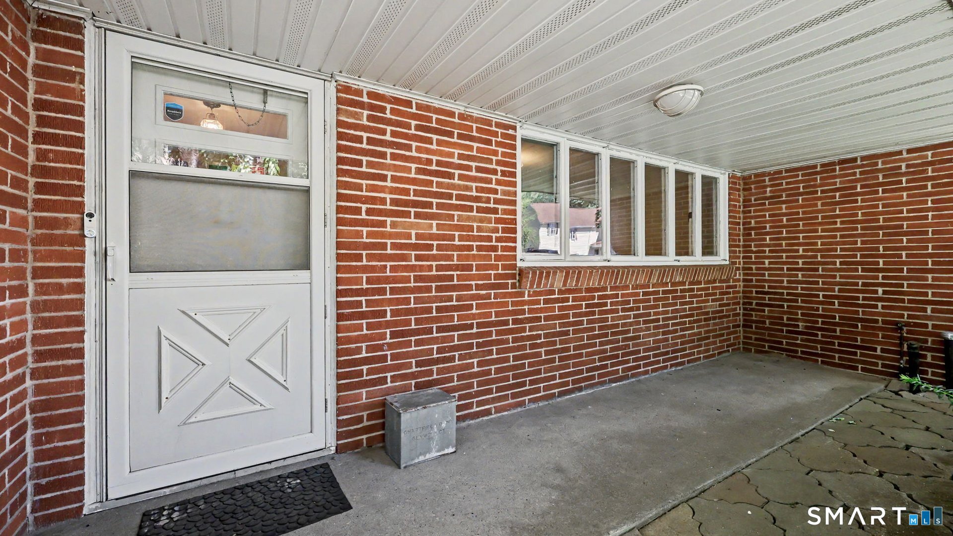144 Maple Street Seymour CT 06483