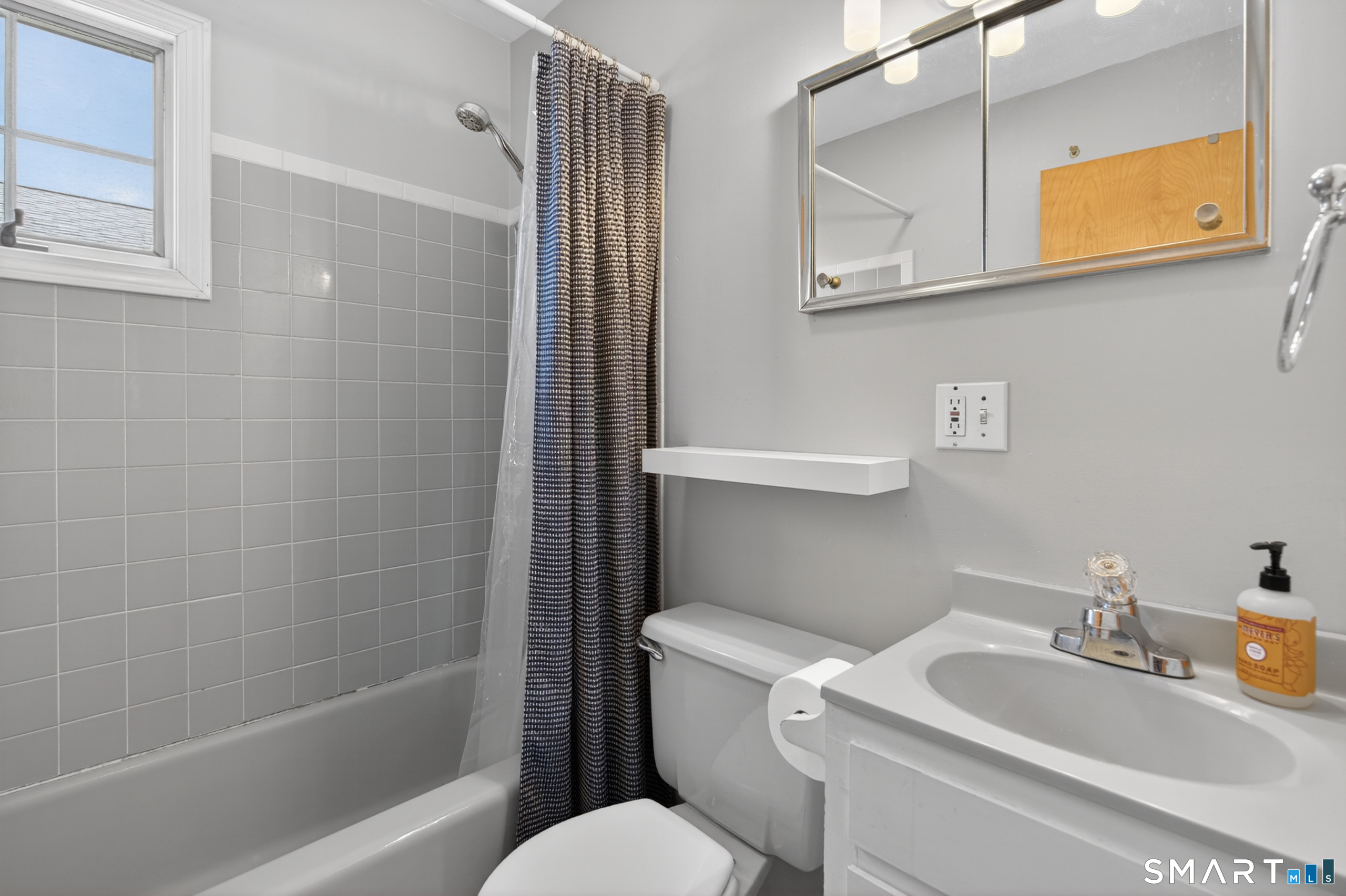 5 Sylvia Avenue Stonington CT 06355