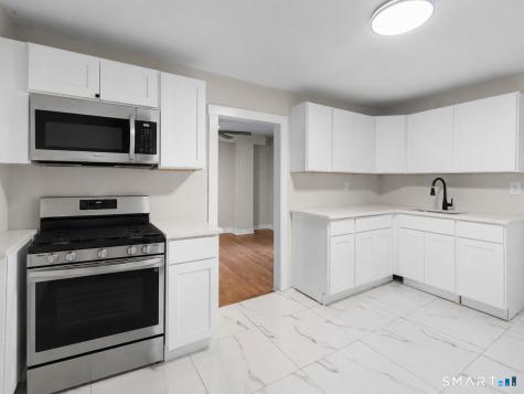 56 Evergreen Avenue New London CT 06320