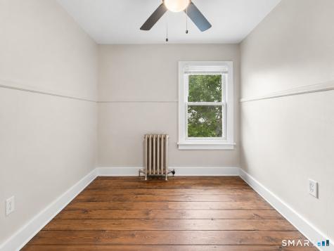 56 Evergreen Avenue New London CT 06320