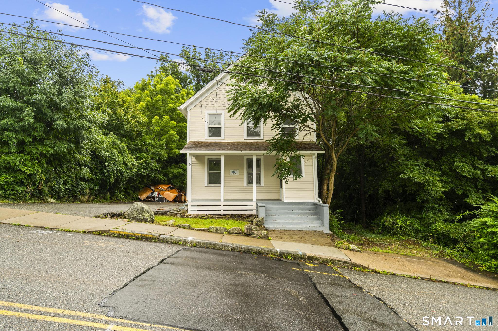 56 Evergreen Avenue New London CT 06320