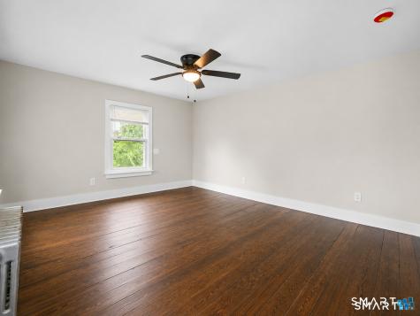 56 Evergreen Avenue New London CT 06320