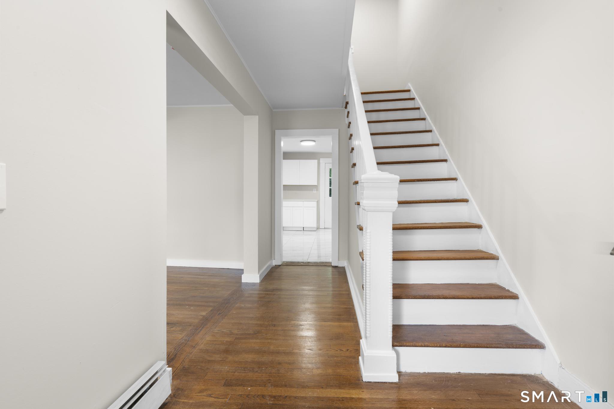 56 Evergreen Avenue New London CT 06320