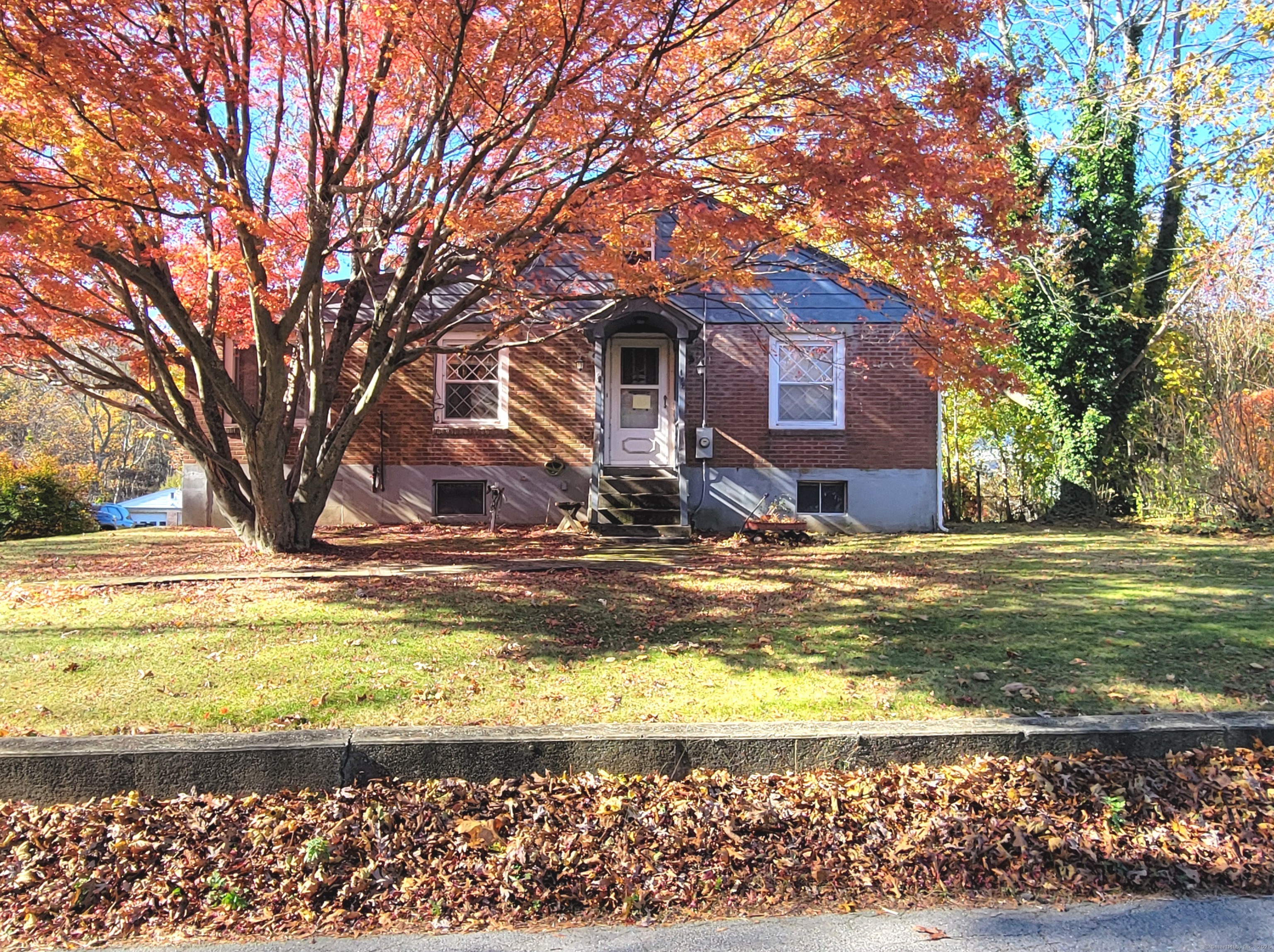 118 Bloomingdale Road Waterford CT 06375