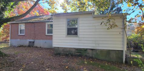 118 Bloomingdale Road Waterford CT 06375