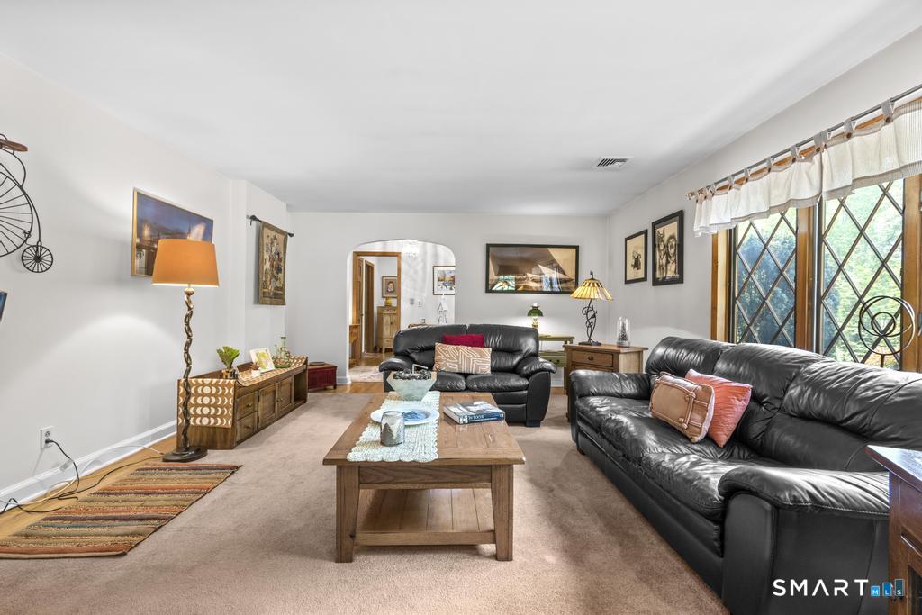 5633 Park Avenue Fairfield CT 06825