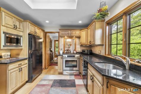 5633 Park Avenue Fairfield CT 06825