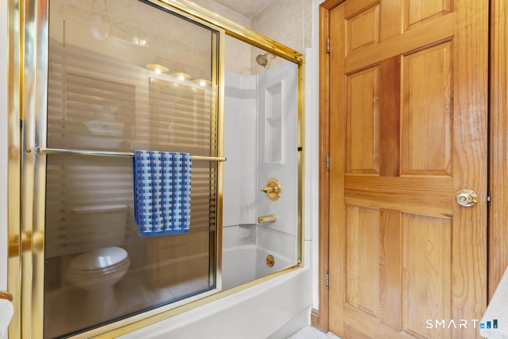 5633 Park Avenue Fairfield CT 06825