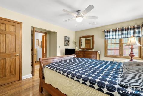 5633 Park Avenue Fairfield CT 06825