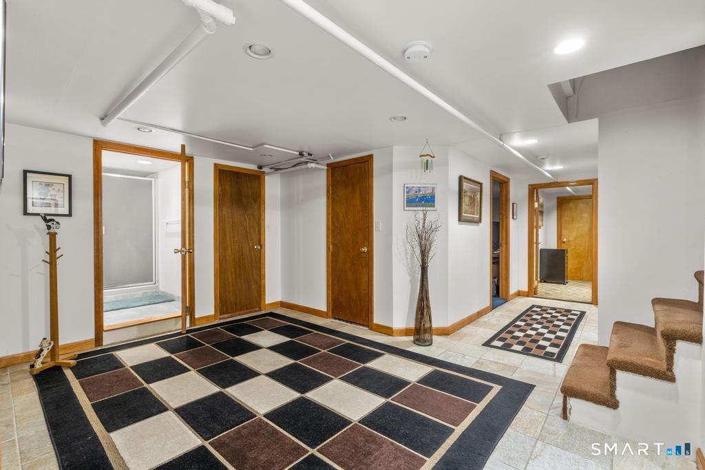 5633 Park Avenue Fairfield CT 06825