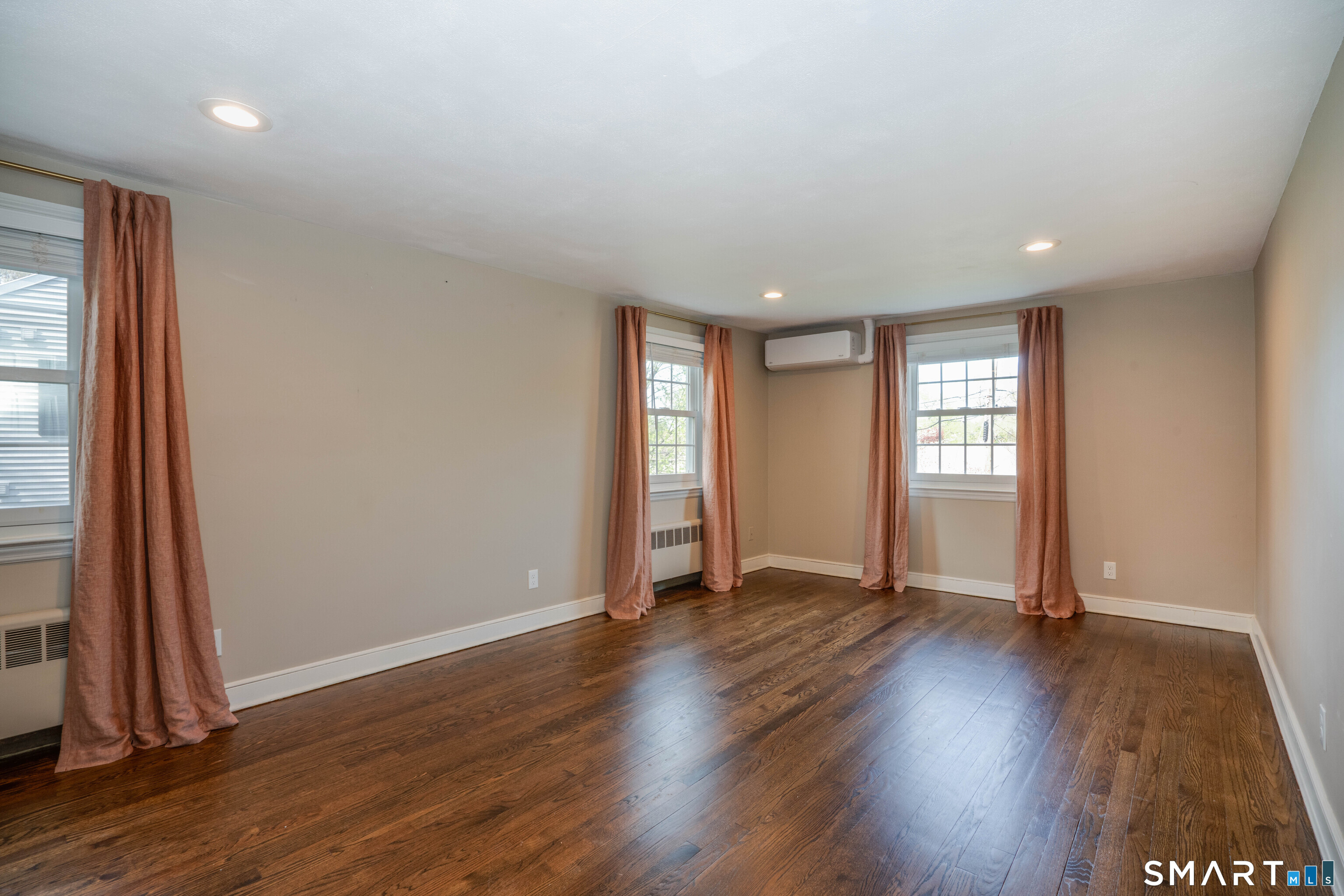 25 Meadow Farms Road West Hartford CT 06107