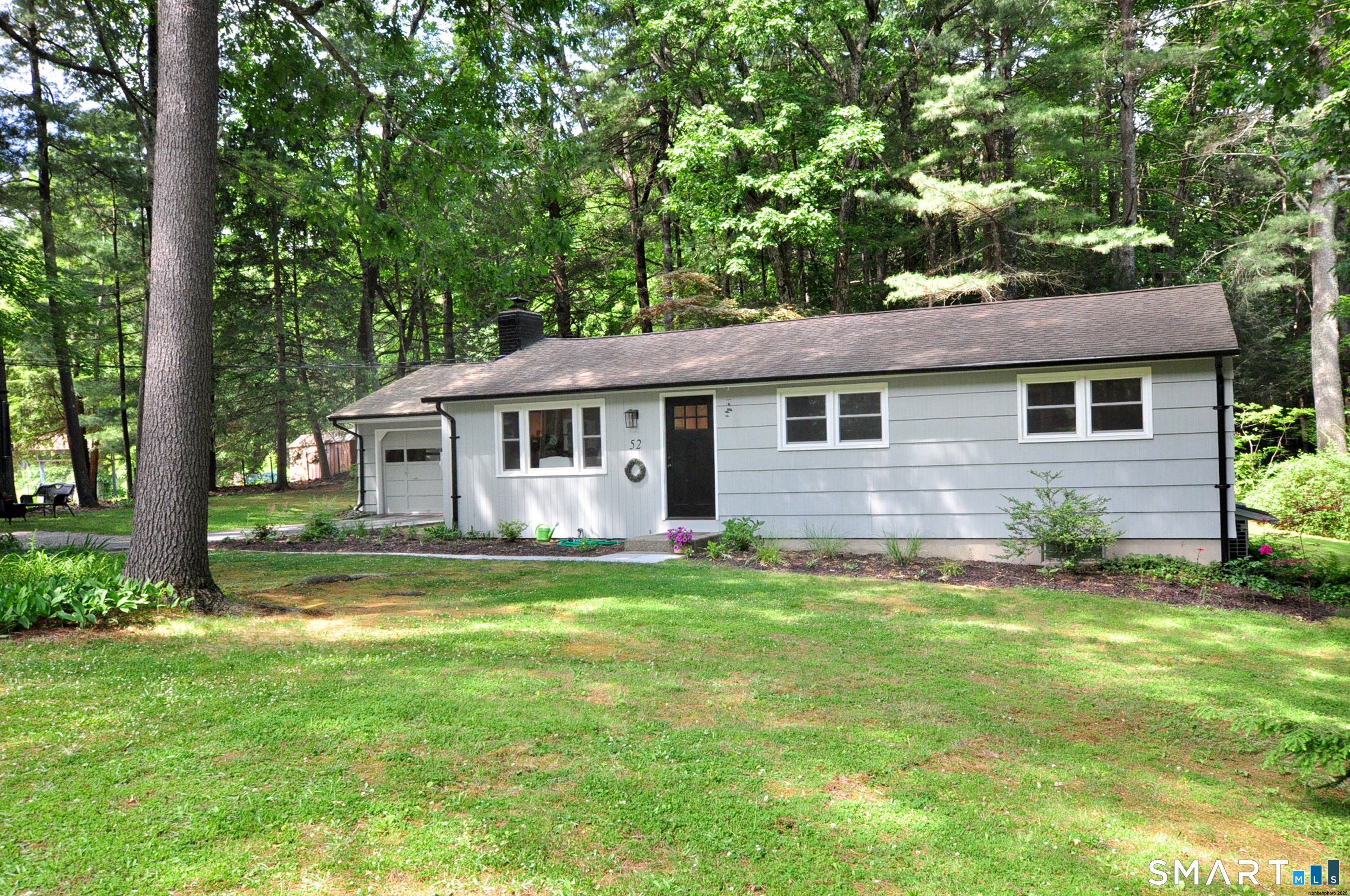 52 Fernwood Drive Simsbury CT 06070