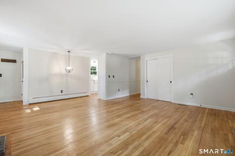 52 Fernwood Drive Simsbury CT 06070