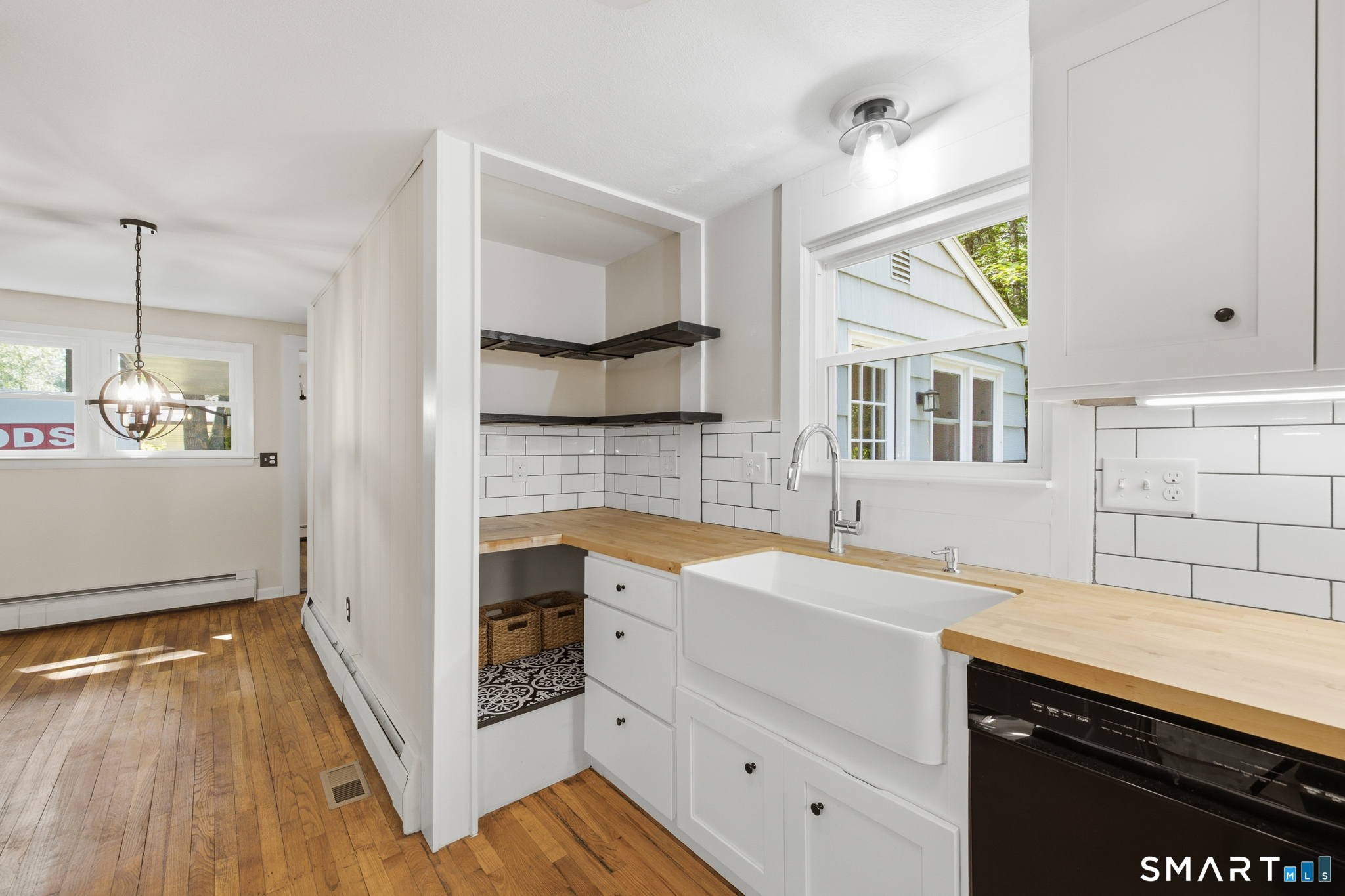 52 Fernwood Drive Simsbury CT 06070