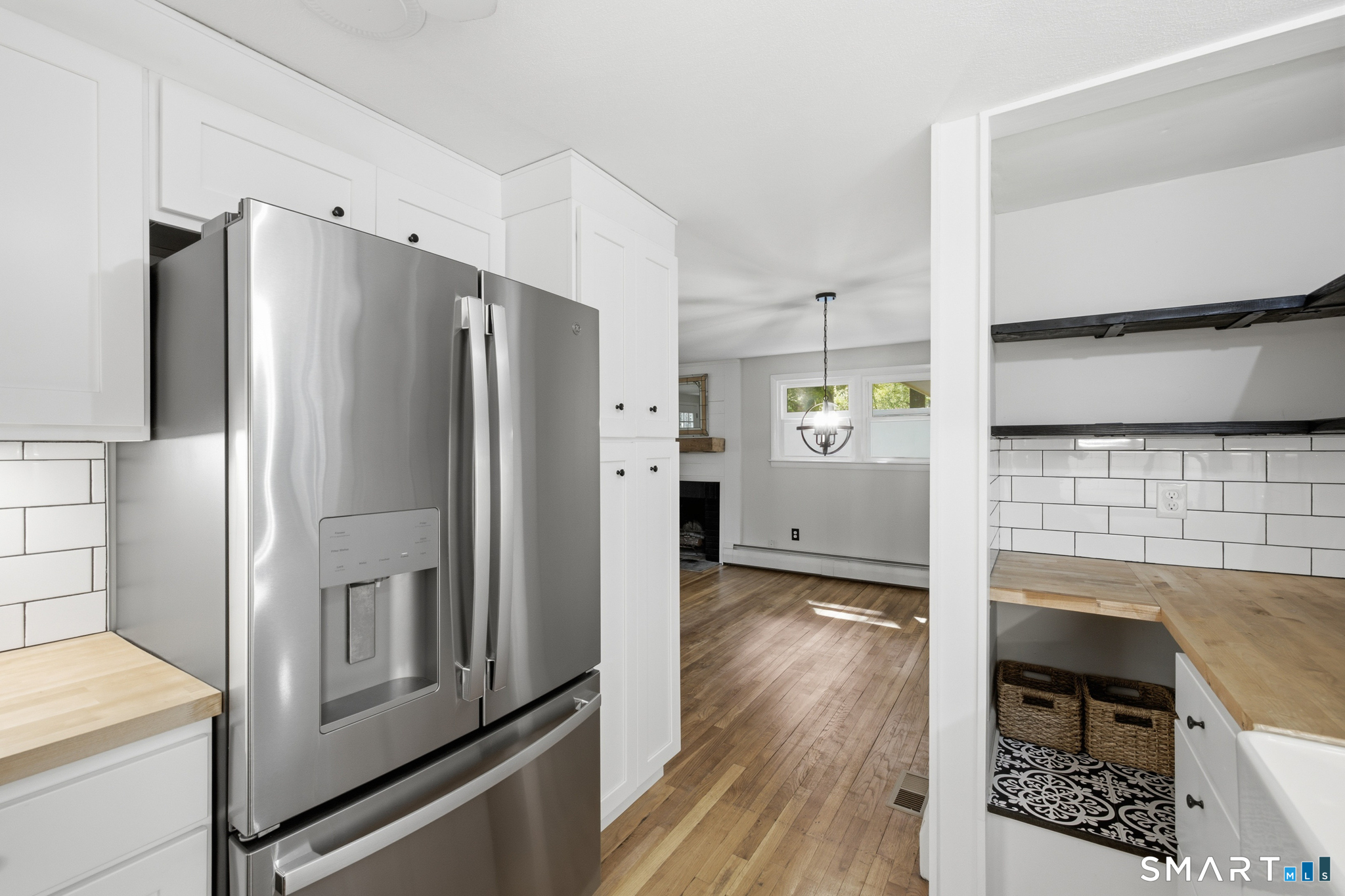 52 Fernwood Drive Simsbury CT 06070