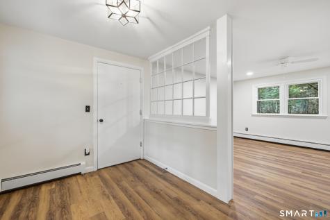 52 Fernwood Drive Simsbury CT 06070