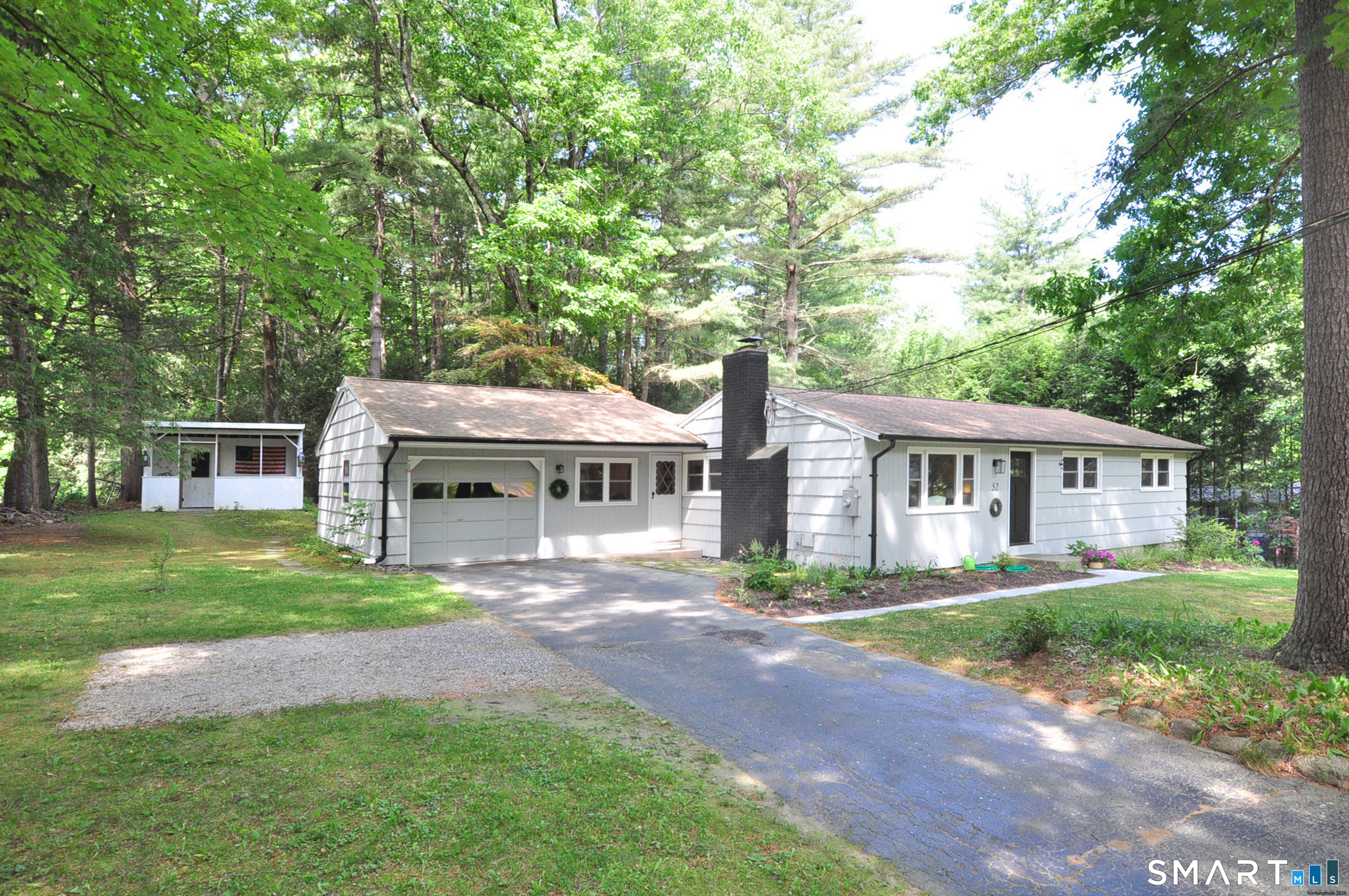 52 Fernwood Drive Simsbury CT 06070