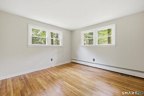 52 Fernwood Drive Simsbury CT 06070