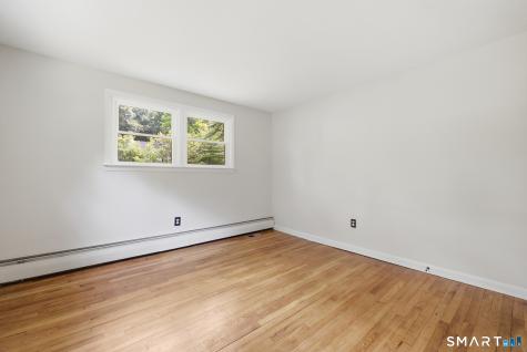52 Fernwood Drive Simsbury CT 06070