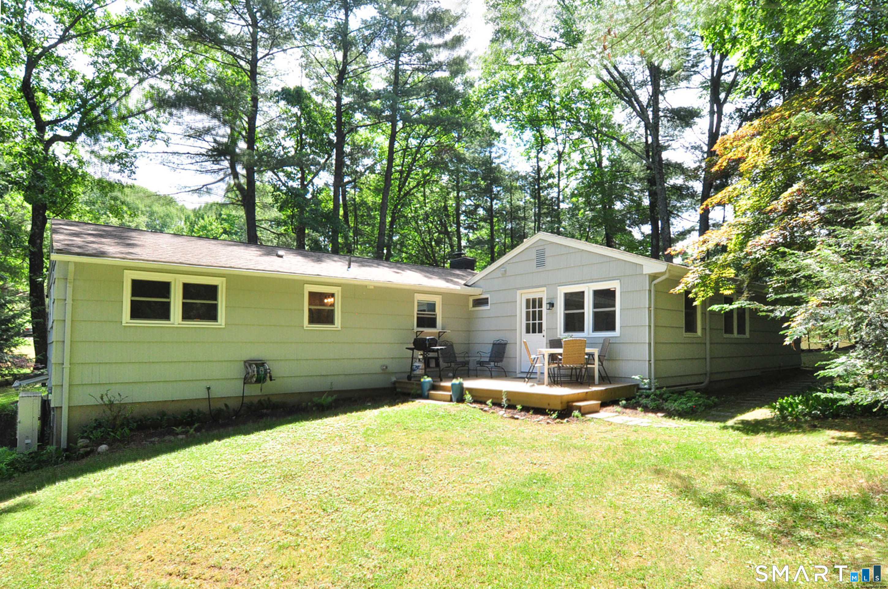 52 Fernwood Drive Simsbury CT 06070