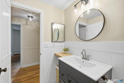 52 Fernwood Drive Simsbury CT 06070