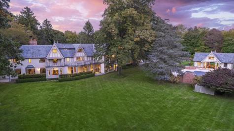 58 Greenley Road New Canaan CT 06840