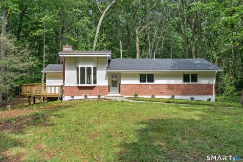 19 Fawn Drive Woodbridge CT 06525
