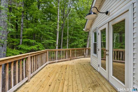19 Fawn Drive Woodbridge CT 06525