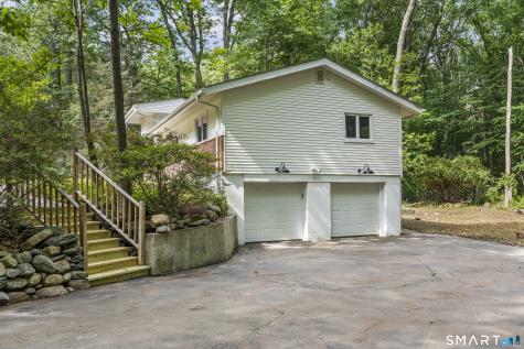 19 Fawn Drive Woodbridge CT 06525