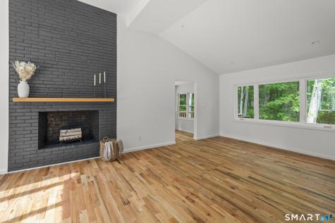 19 Fawn Drive Woodbridge CT 06525