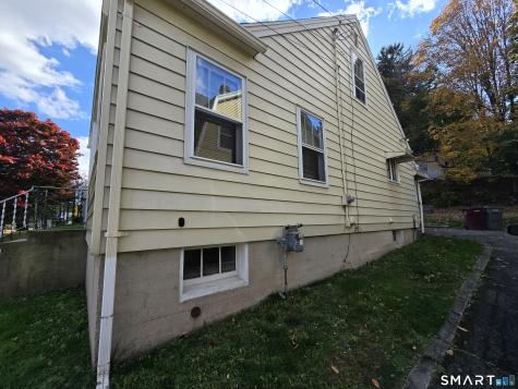 163 City Hill Street Naugatuck CT 06770