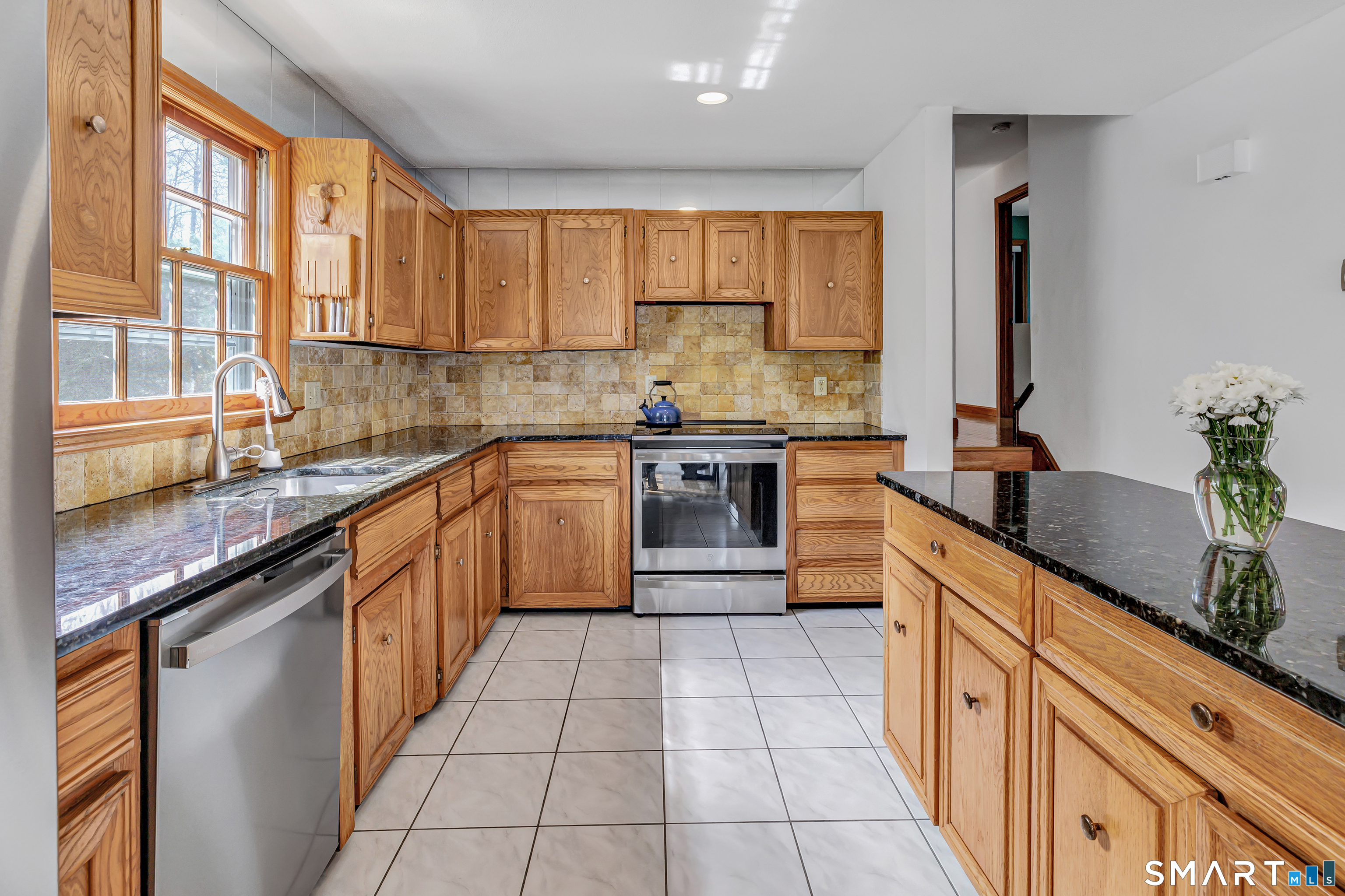16 Mountain Road Wilton CT 06897