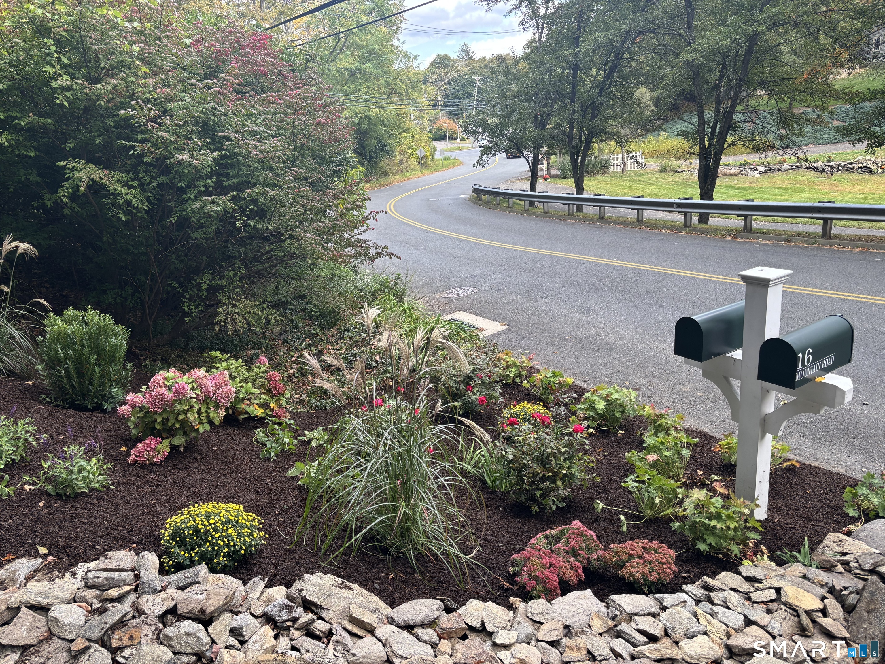 16 Mountain Road Wilton CT 06897