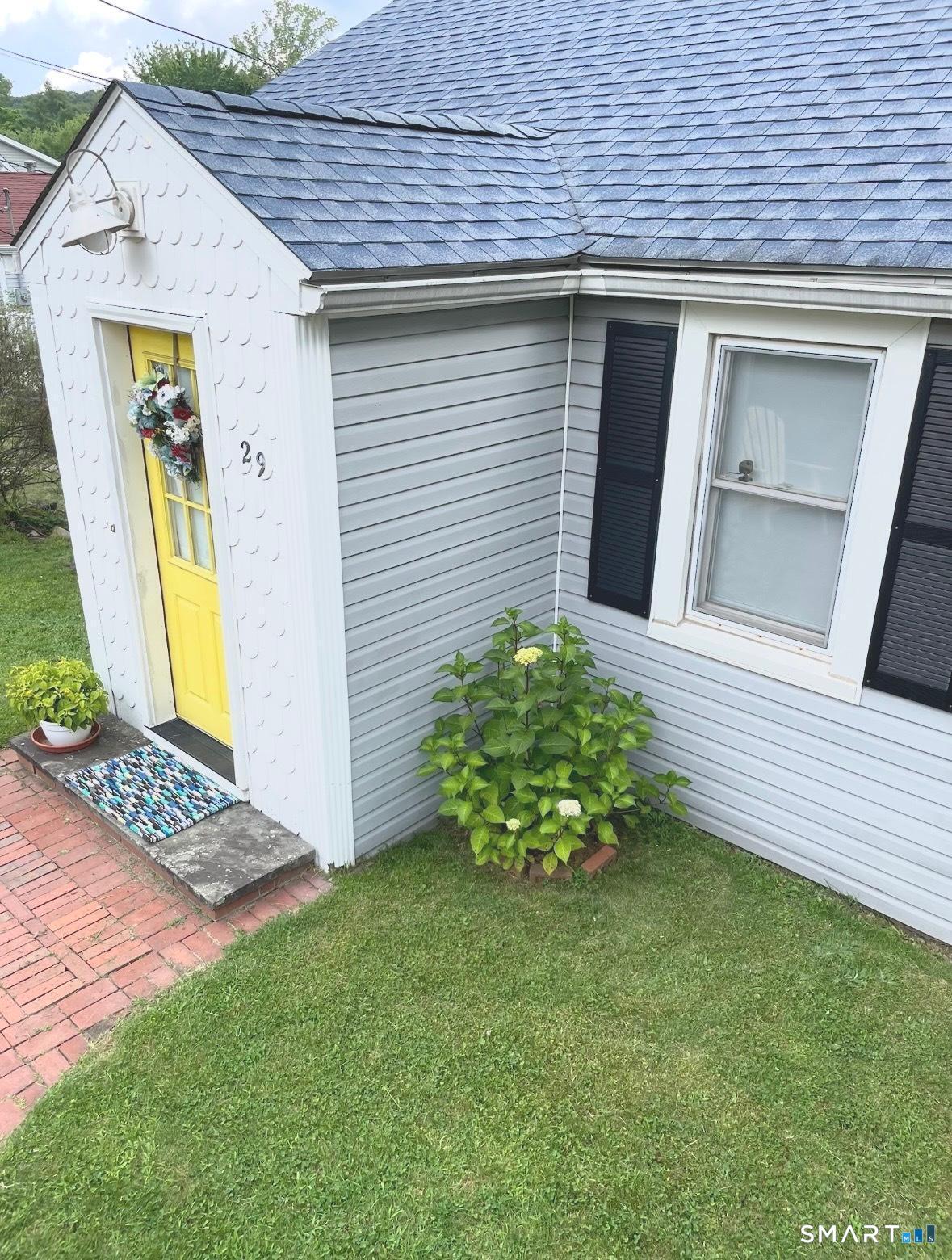 29 Fall Mountain Lake Road Plymouth CT 06786
