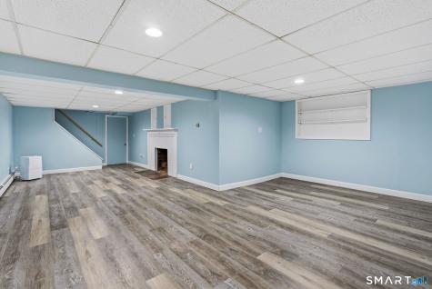 59 Thornbush Road Wethersfield CT 06109