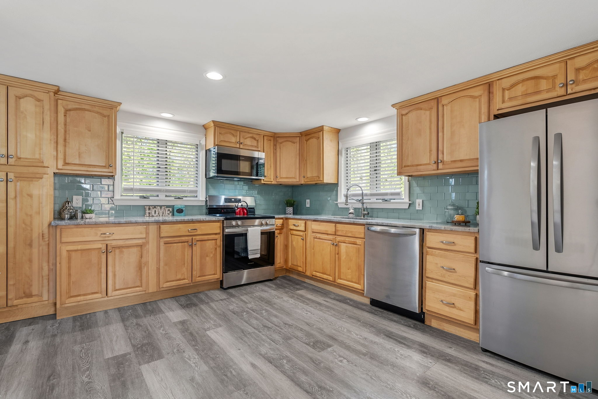 59 Thornbush Road Wethersfield CT 06109