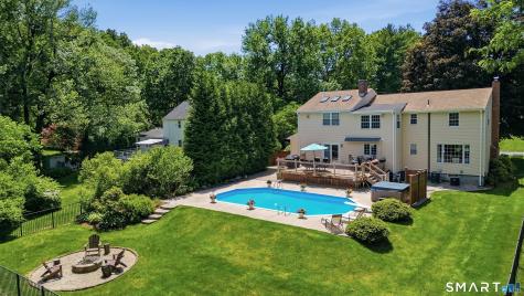 36 Willowbrook Road West Hartford CT 06107
