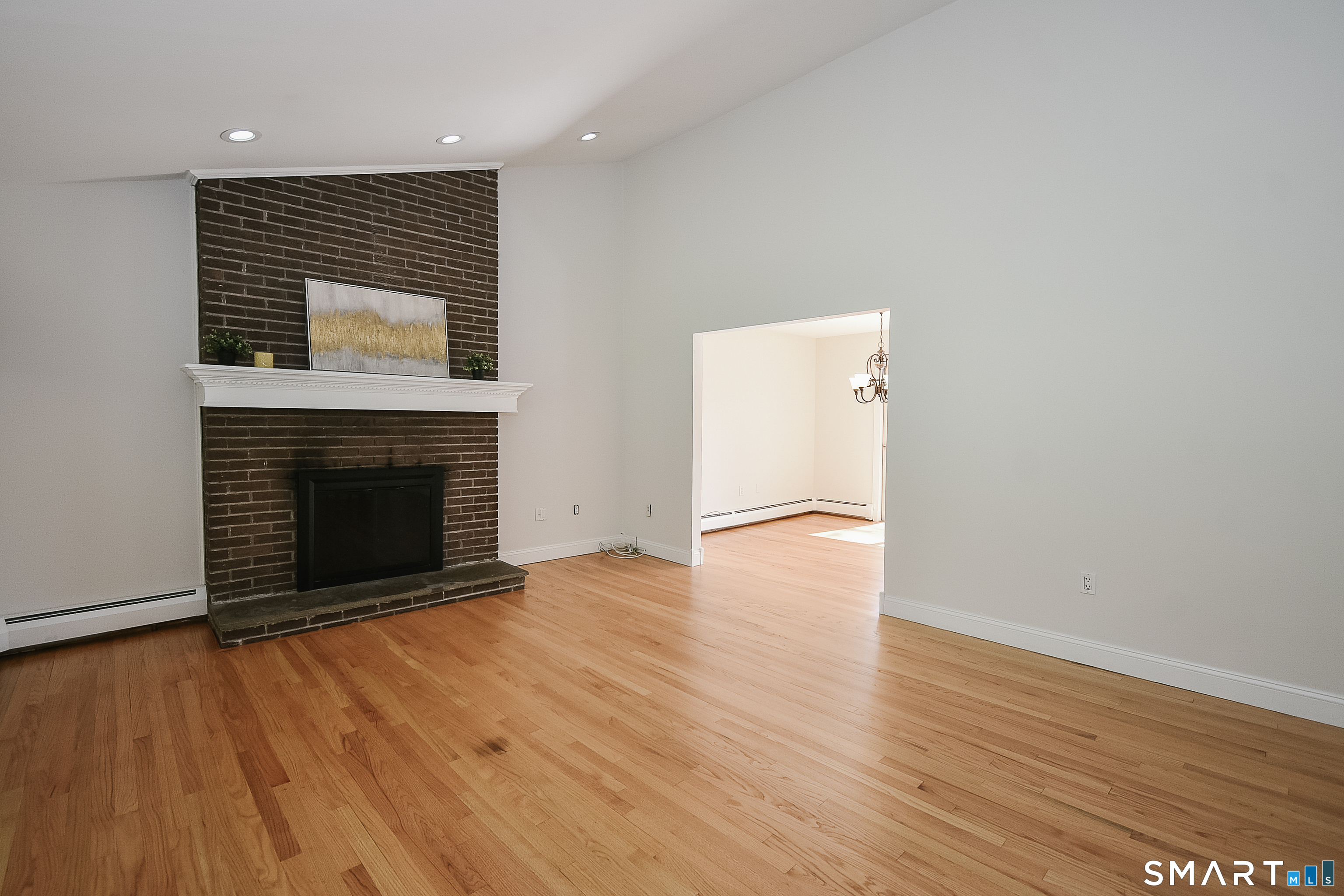 12 Crane Place Simsbury CT 06070