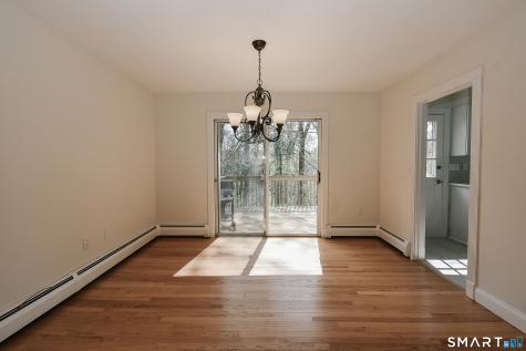 12 Crane Place Simsbury CT 06070