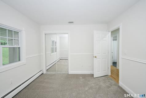 12 Crane Place Simsbury CT 06070