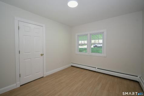 12 Crane Place Simsbury CT 06070