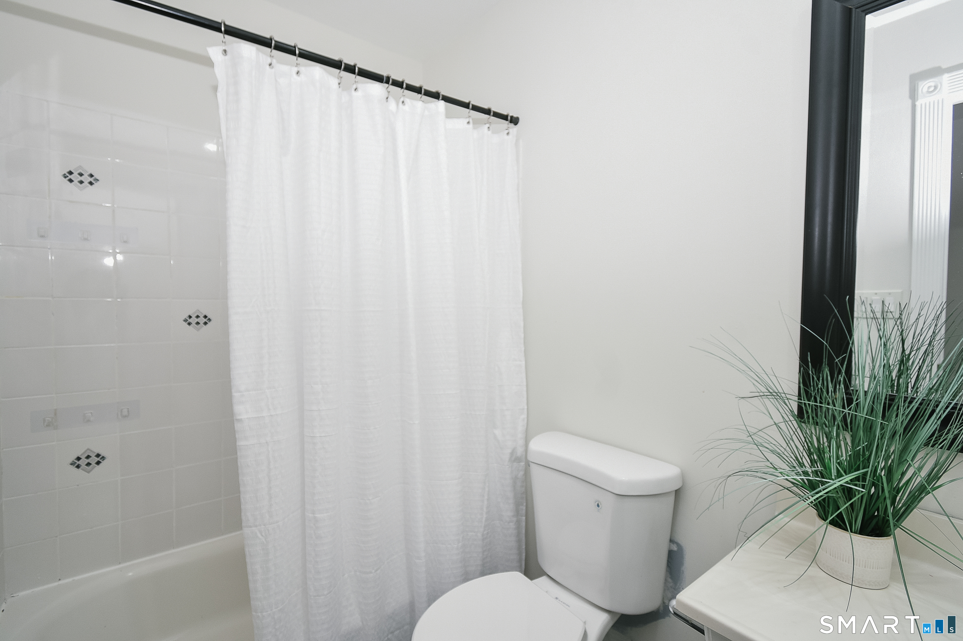 12 Crane Place Simsbury CT 06070