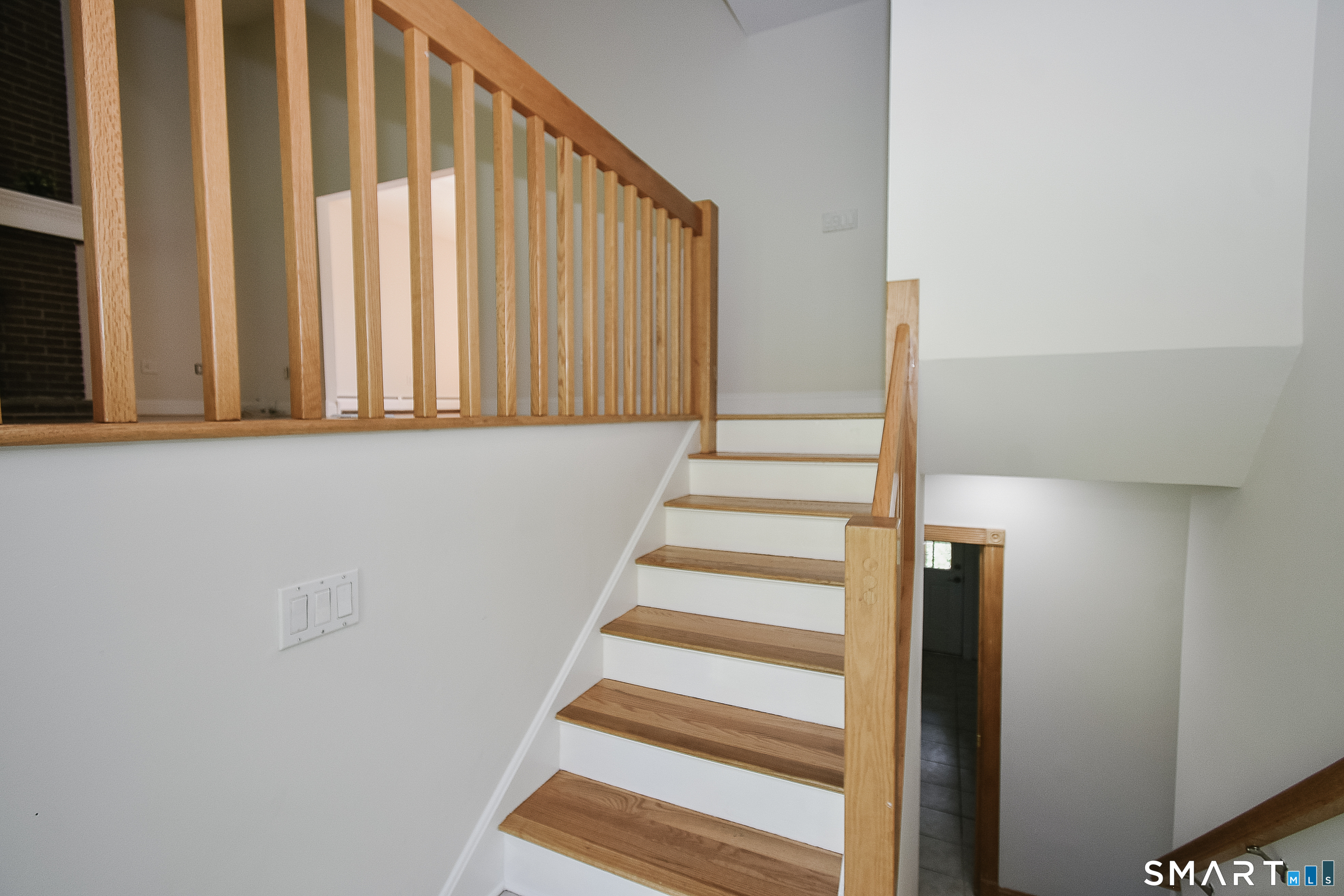 12 Crane Place Simsbury CT 06070