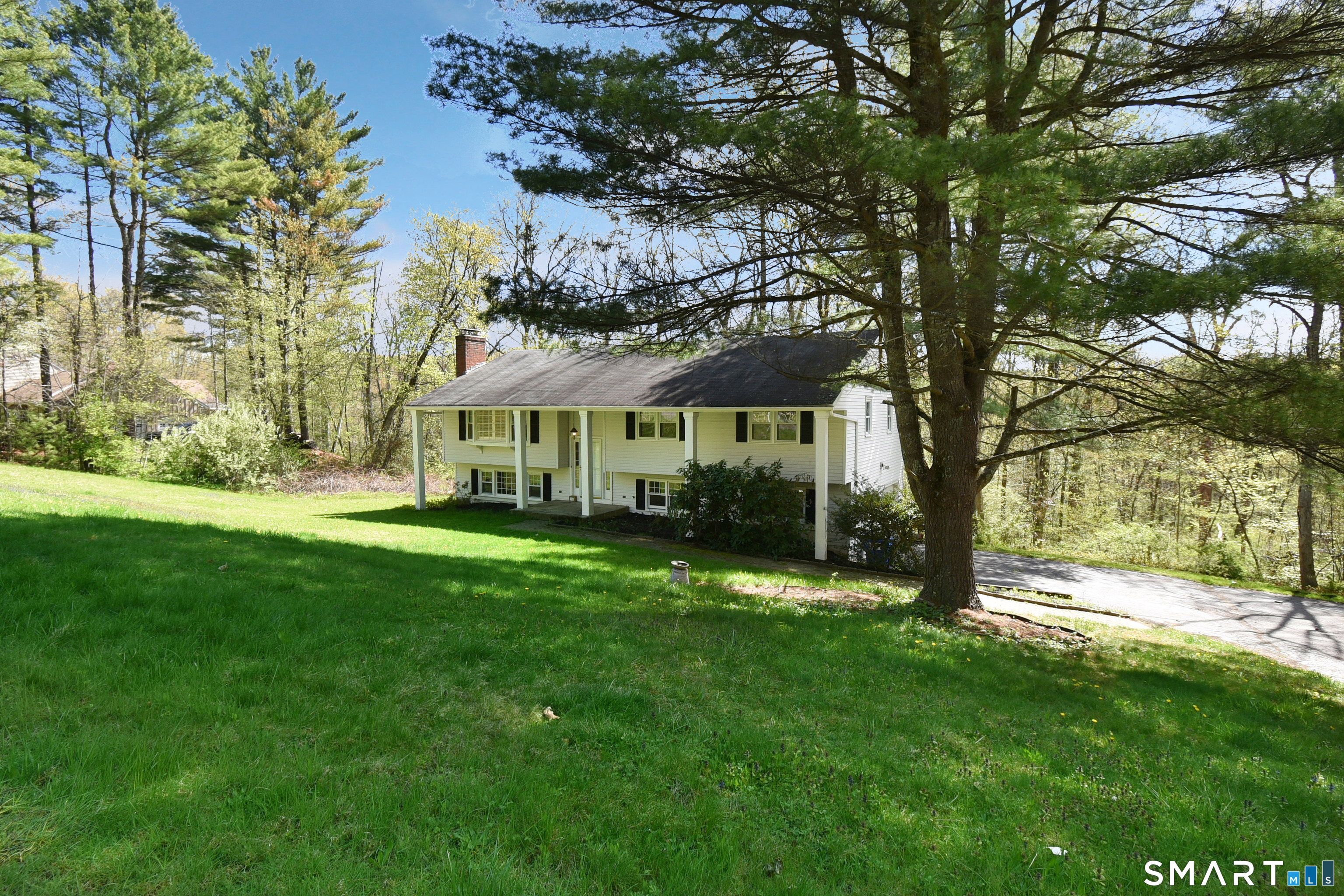 12 Crane Place Simsbury CT 06070