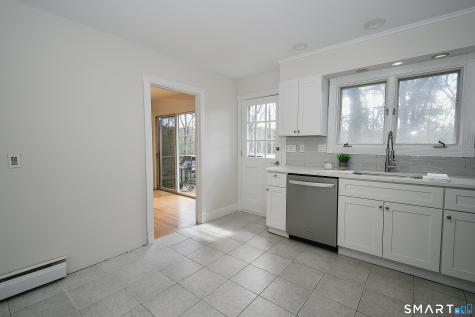 12 Crane Place Simsbury CT 06070