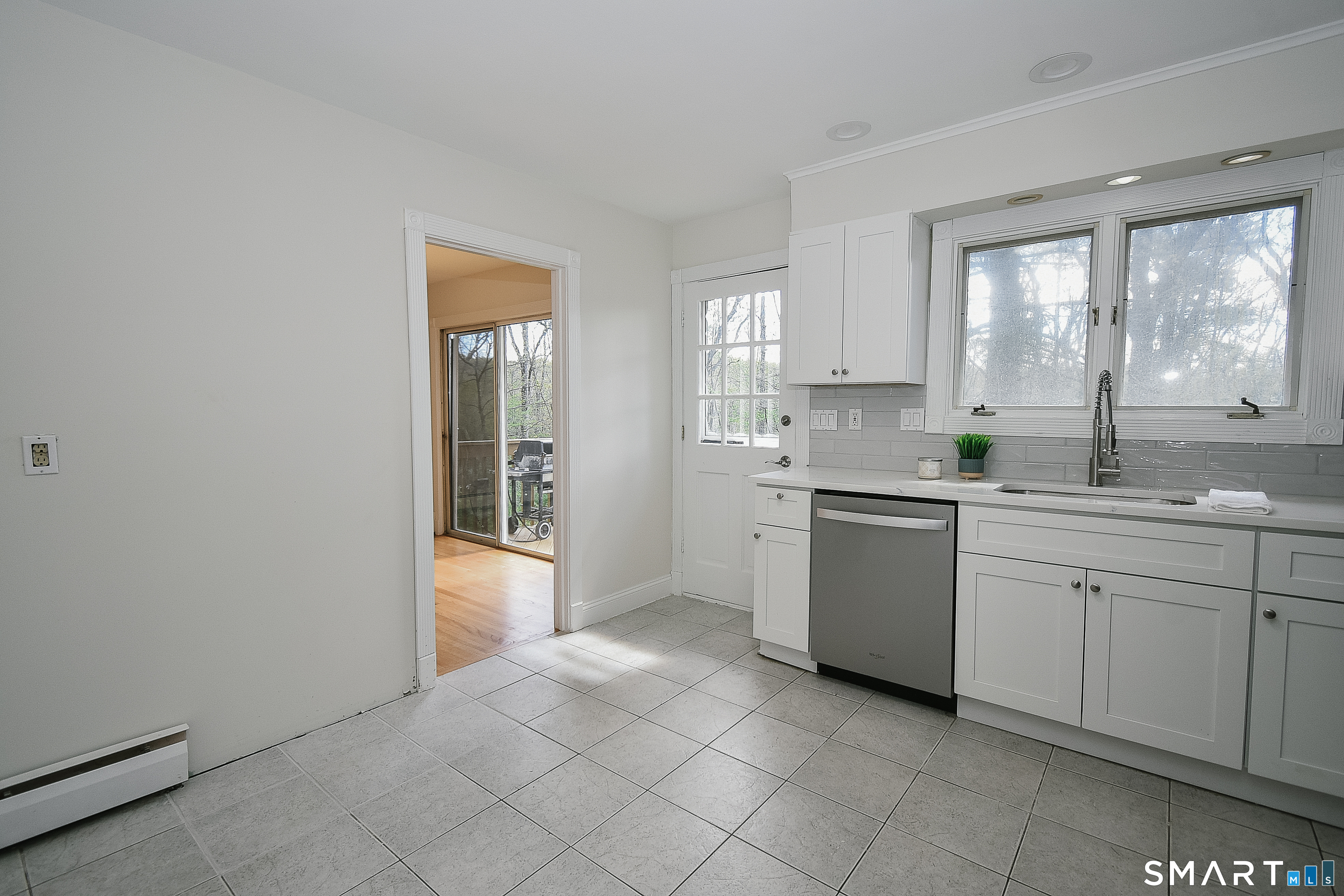 12 Crane Place Simsbury CT 06070