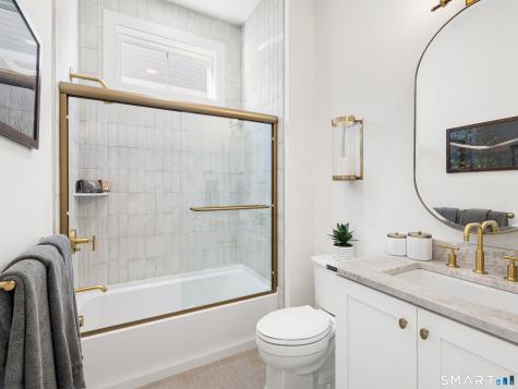 6 Holly Ridge Way Drive Danbury CT 06810