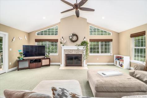 241 Stonegate Drive Southbury CT 06488